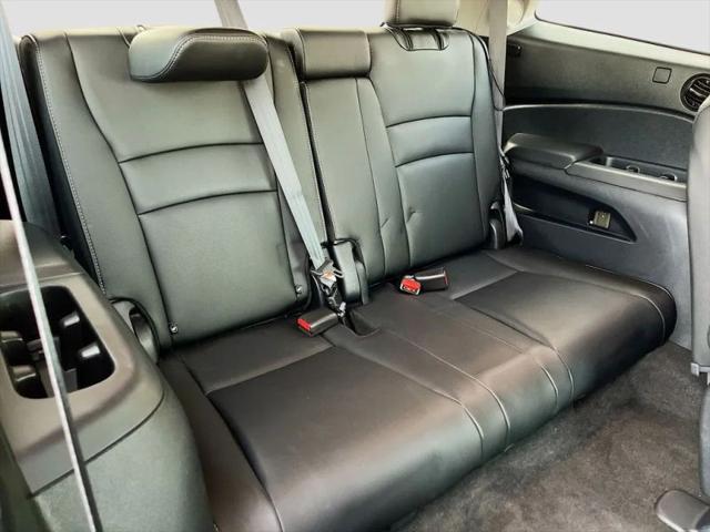2022 Honda Pilot AWD Elite