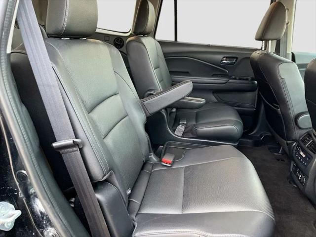 2022 Honda Pilot AWD Elite