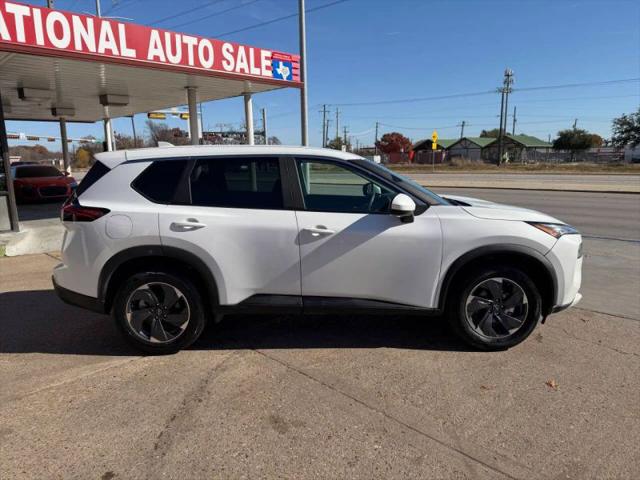 2024 Nissan Rogue SV FWD