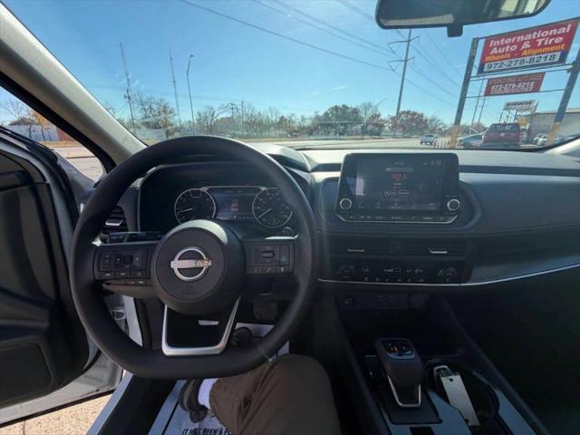 2024 Nissan Rogue SV FWD