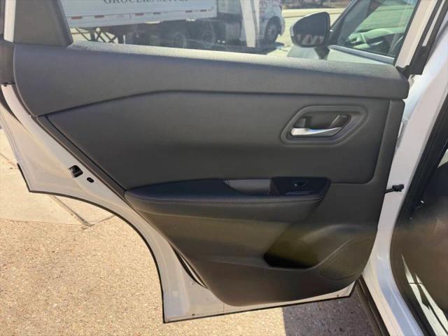 2024 Nissan Rogue SV FWD