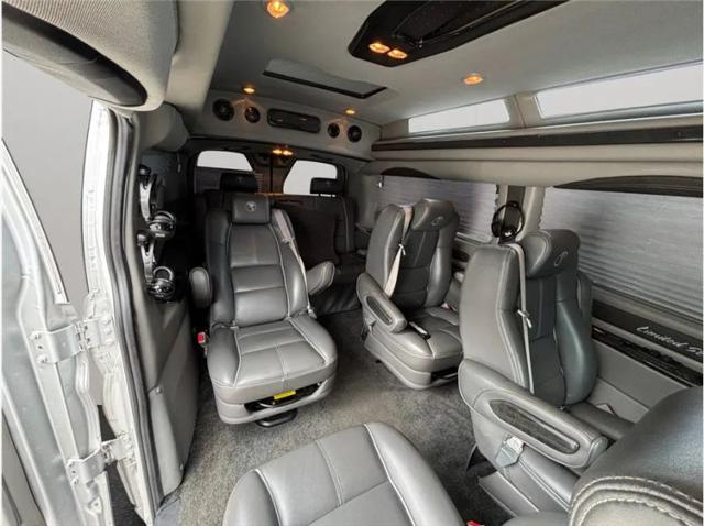 2019 Ford Transit w/60/40 Side Door w/LWB