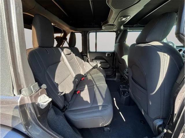 2018 Jeep Wrangler Unlimited Sahara 4x4