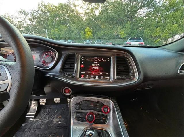 2015 Dodge Challenger SRT Hellcat