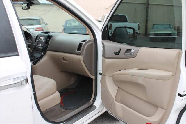 2012 Kia Sedona EX