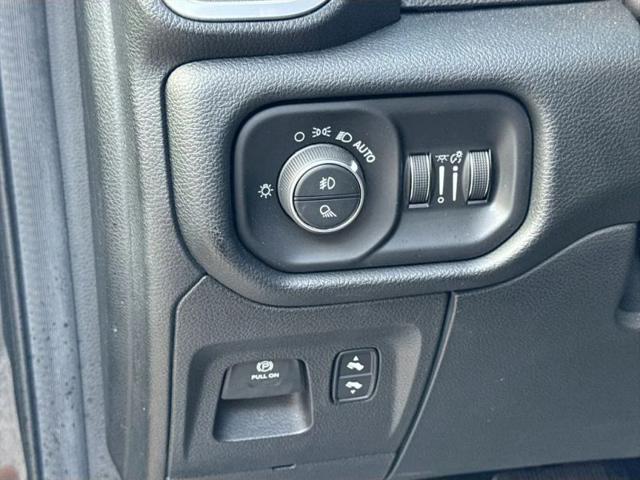 2020 Ram 1500 Laramie Crew Cab 4x4 5'7" Box