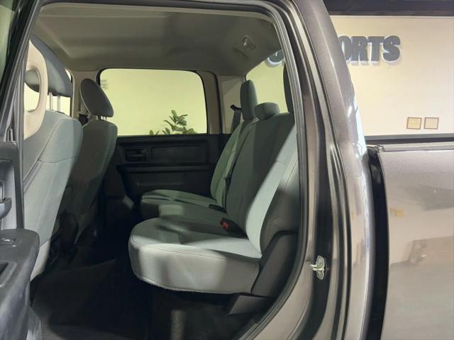2017 Ram 2500 Tradesman Crew Cab 4x4 6'4" Box