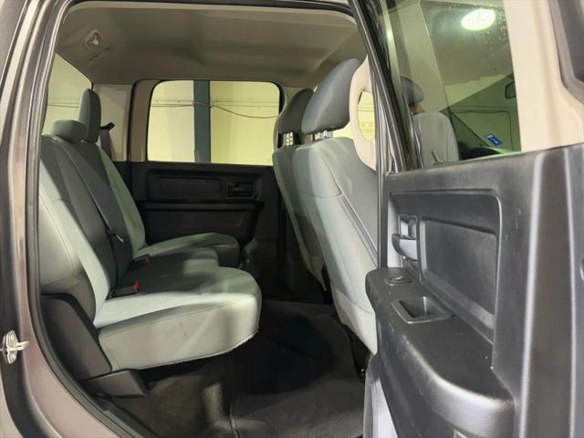 2017 Ram 2500 Tradesman Crew Cab 4x4 6'4" Box