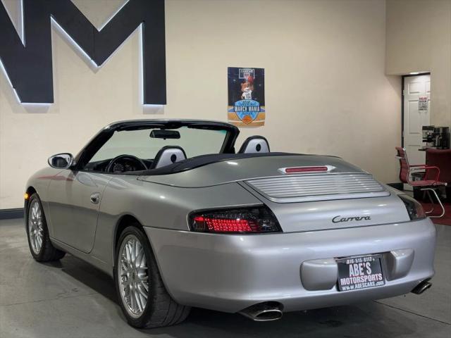 2004 Porsche 911 Carrera