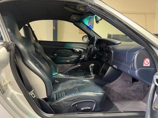 2004 Porsche 911 Carrera