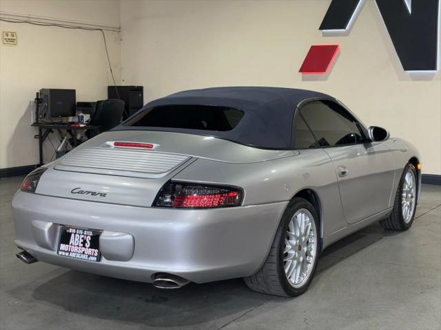 2004 Porsche 911 Carrera
