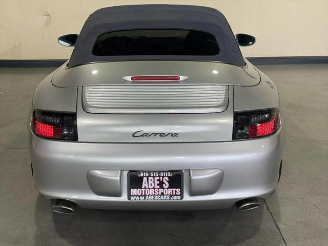 2004 Porsche 911 Carrera