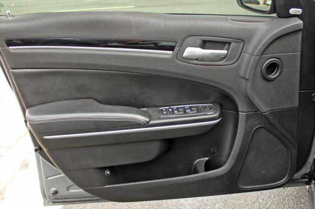 2019 Chrysler 300 300S