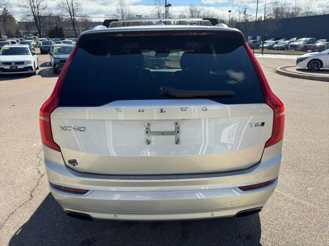2020 Volvo XC90 T6 Momentum 6 Passenger