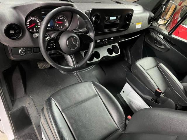 2025 Mercedes-Benz Sprinter 2500 Standard Roof 4-Cyl Diesel