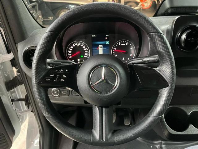 2025 Mercedes-Benz Sprinter 2500 Standard Roof 4-Cyl Diesel