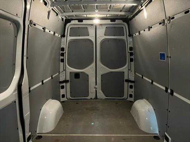 2025 Mercedes-Benz Sprinter 2500 Standard Roof 4-Cyl Diesel