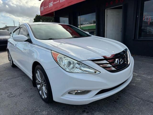 2012 Hyundai Sonata SE for sale in Miami, FL