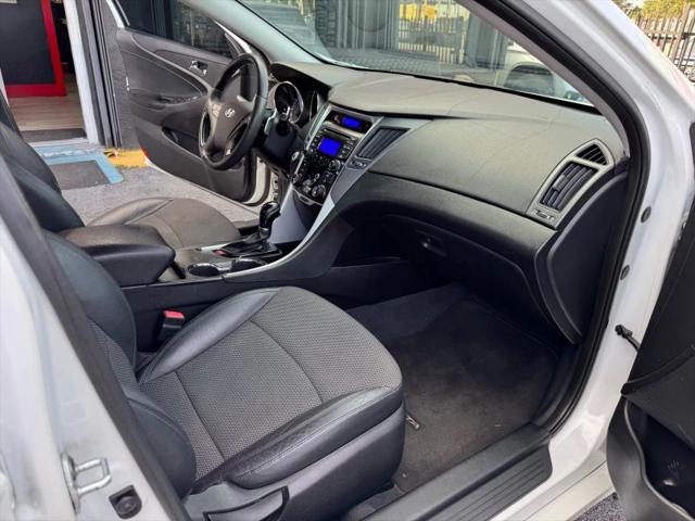 2012 Hyundai Sonata SE