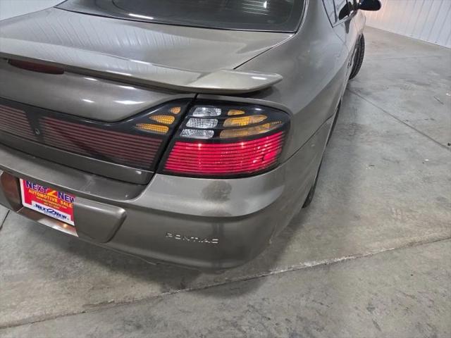 2000 Pontiac Bonneville SLE
