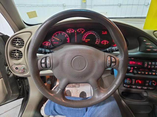 2000 Pontiac Bonneville SLE