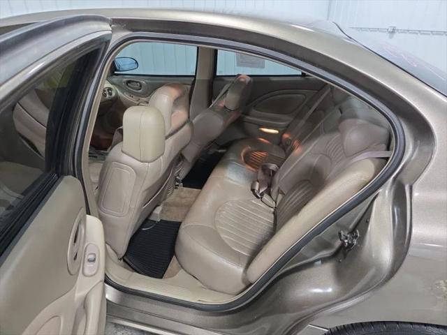 2000 Pontiac Bonneville SLE