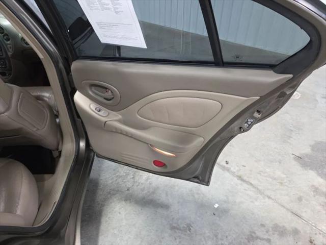 2000 Pontiac Bonneville SLE