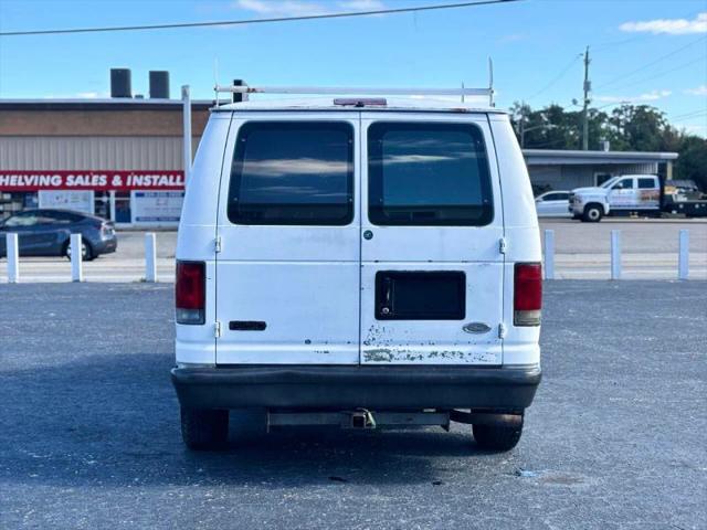 2004 Ford E-150 Commercial
