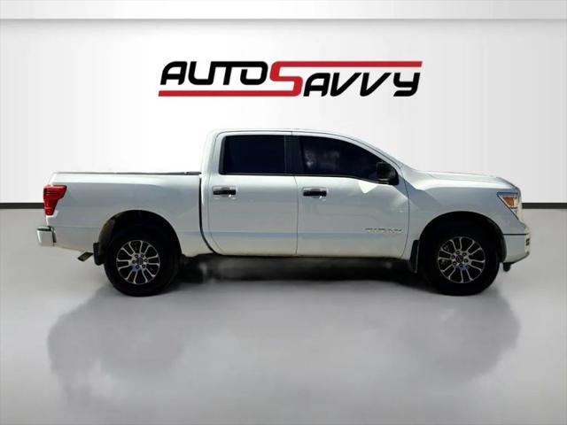 2024 Nissan Titan Crew Cab SV 4x2