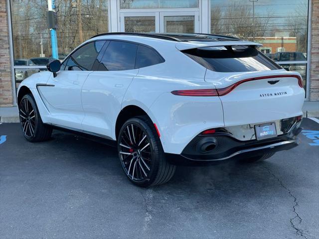 2023 Aston Martin DBX 707