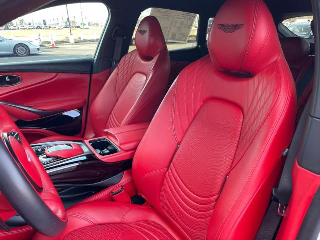 2023 Aston Martin DBX 707