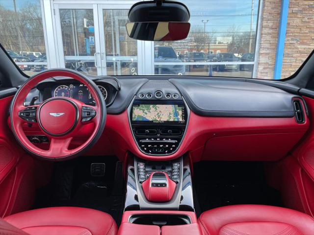 2023 Aston Martin DBX 707