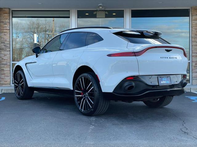 2023 Aston Martin DBX 707