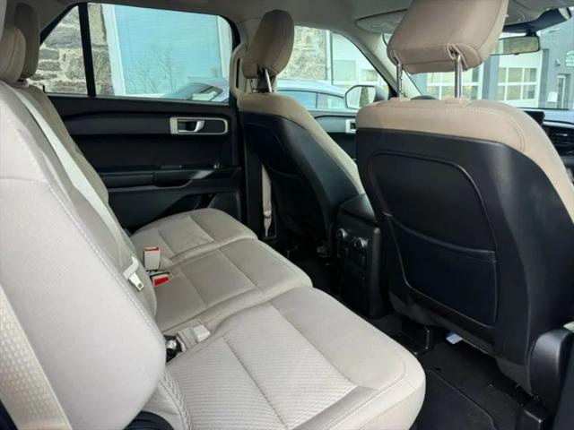 2020 Ford Explorer Base