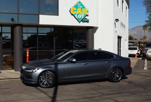 2018 Volvo S90 T8 Momentum