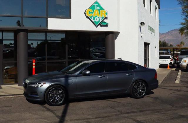 2018 Volvo S90 T8 Momentum