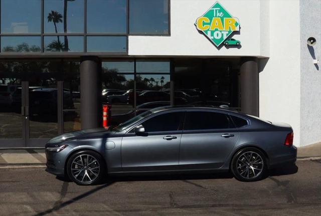 2018 Volvo S90 T8 Momentum