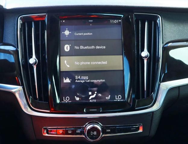 2018 Volvo S90 T8 Momentum