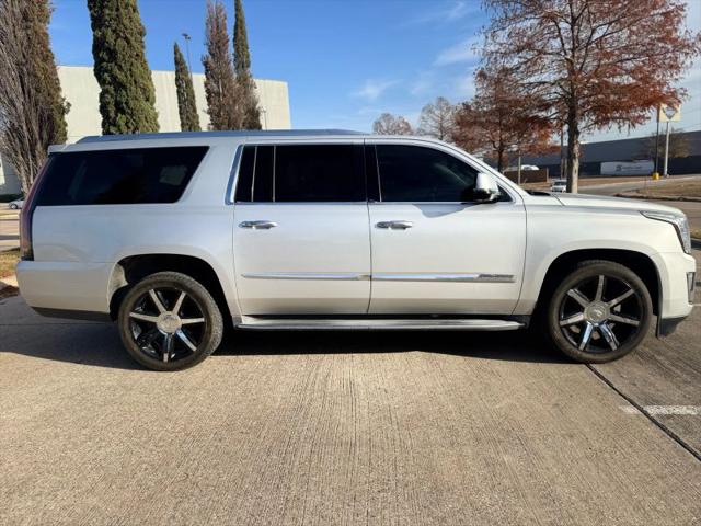 2015 Cadillac Escalade ESV Luxury
