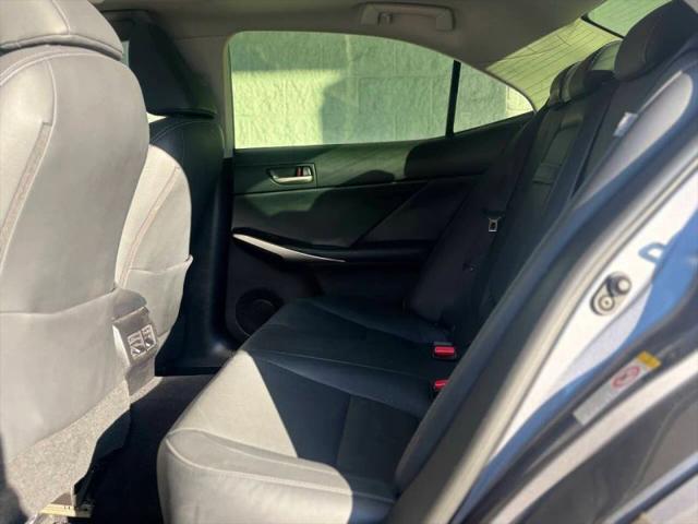 2018 Lexus IS 300 300