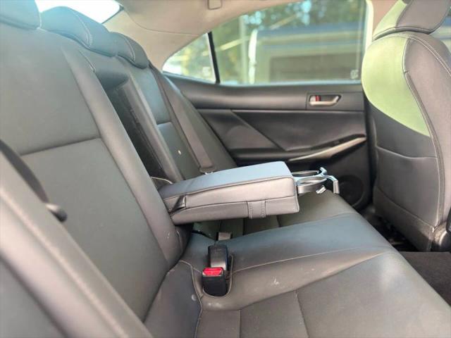 2018 Lexus IS 300 300