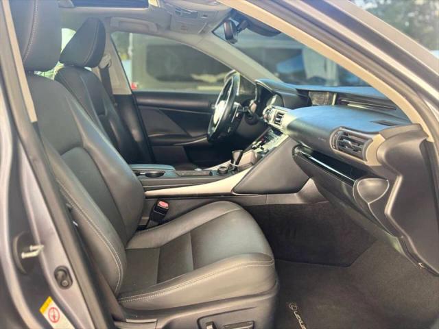 2018 Lexus IS 300 300