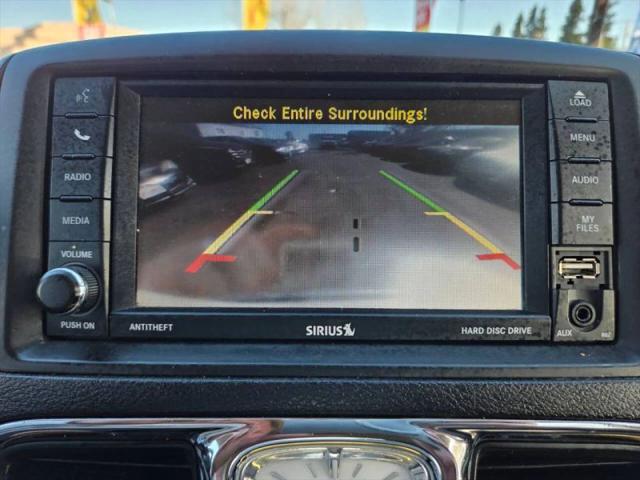 2014 Chrysler Town & Country Touring