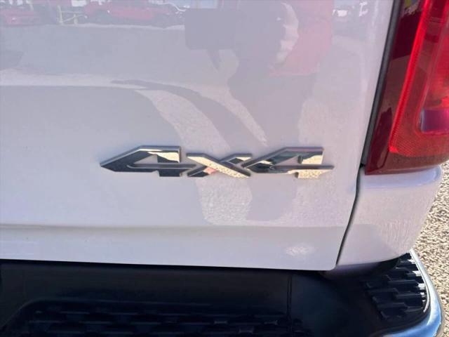 2025 Ram 1500 Big Horn Crew Cab 4x4 5'7" Box