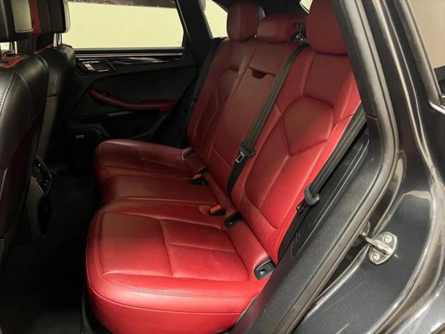 2018 Porsche Macan S
