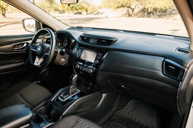 2020 Nissan Rogue SV FWD