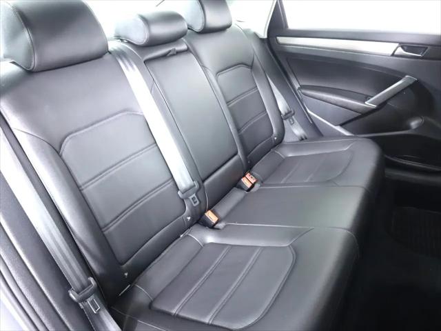 2020 Volkswagen Passat 2.0T SE