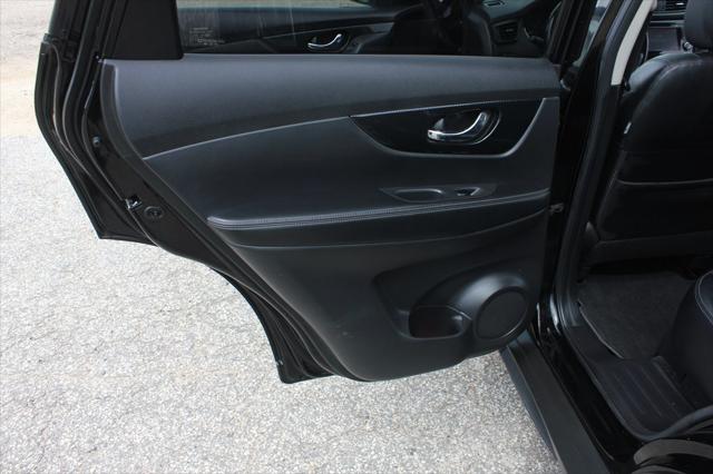 2017 Nissan Rogue SL