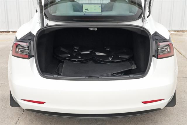 2022 Tesla Model 3 Long Range Dual Motor All-Wheel Drive