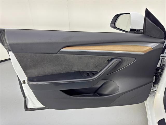 2022 Tesla Model 3 Long Range Dual Motor All-Wheel Drive